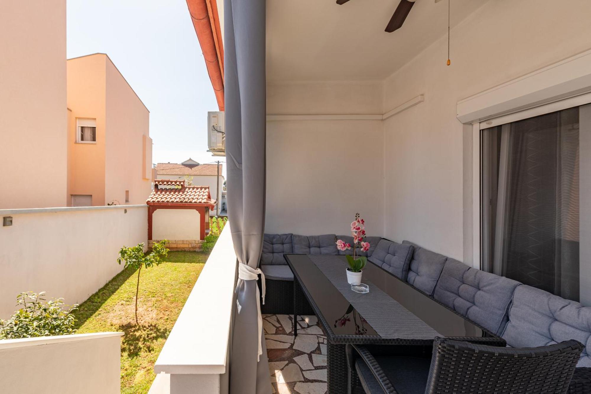 Apartmán Floyd Bibinje Exteriér fotografie